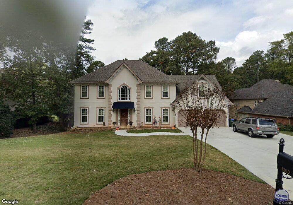 2910 Willow Green Ct, Roswell, GA 30076 - photo 1