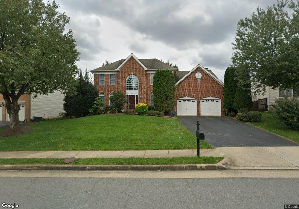 10881 Hunter Gate Way, Reston, VA 20194 - photo 1