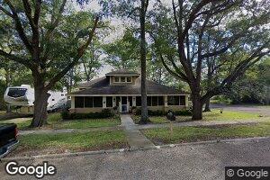 103 S 7th St, Leesville, LA 71446