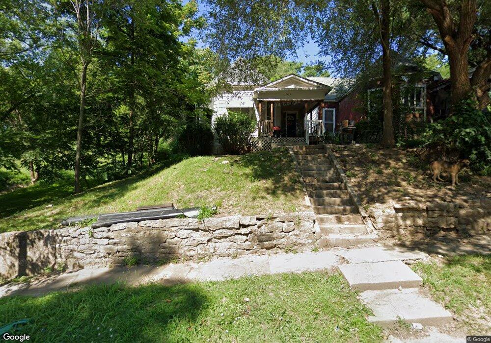 703 Walnut St, Hannibal, MO 63401 - photo 1