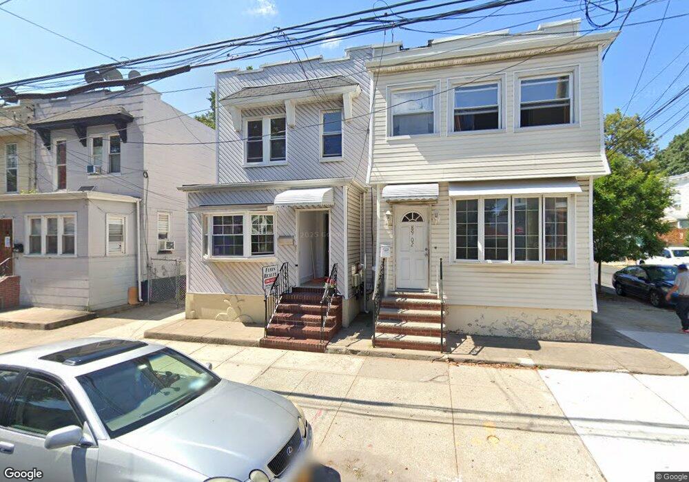 8906 85th St, Woodhaven, NY 11421 - photo 1