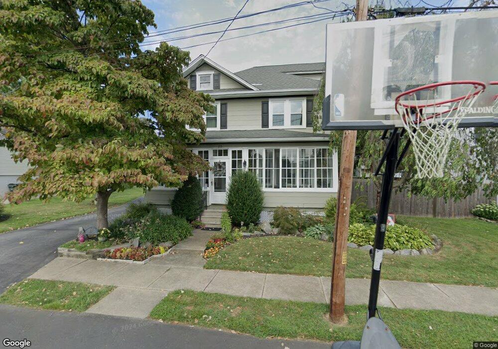 213 Maple Rd, Wallingford, PA 19086 - photo 1