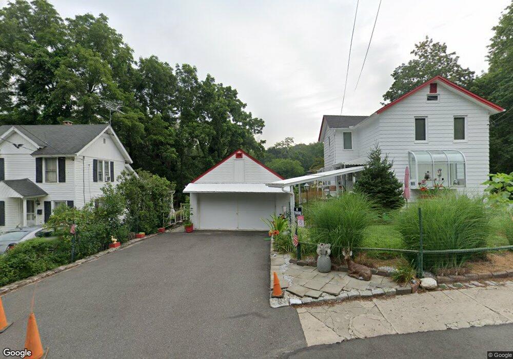 76 Chestnut St, Bethel, CT 06801 - photo 1