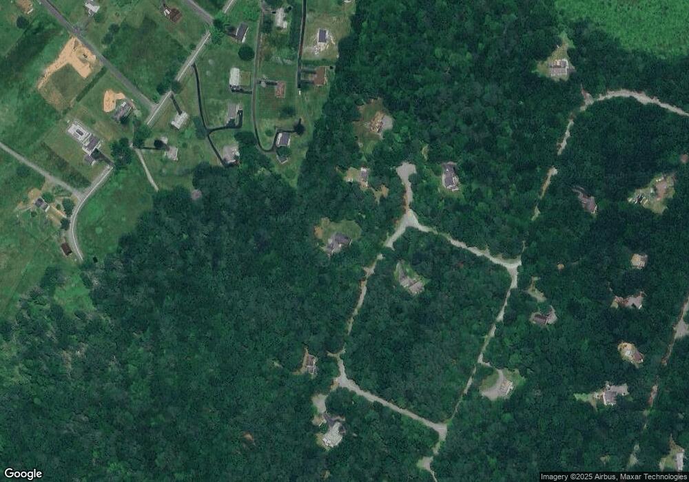 10 Milky Way, Palmyra Township, PA 18428 - photo 1