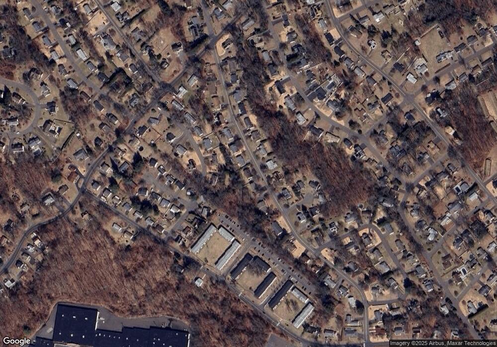 118 Lorann Dr, Naugatuck, CT 06770 - photo 1