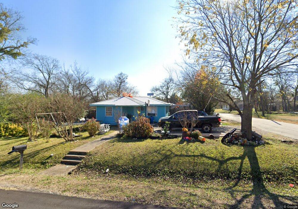 901 E Denton St, Ennis, TX 75119 - photo 1