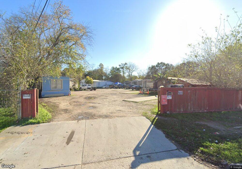 7380 Moline St, Houston, TX 77087 - photo 1