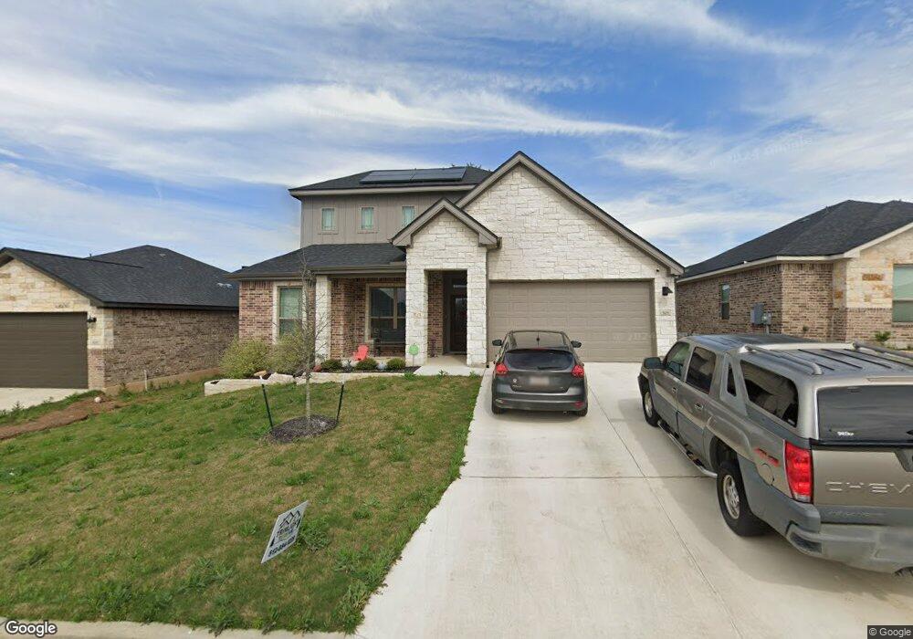 509 Seabiscuit Dr, Jarrell, TX 76537 - photo 1
