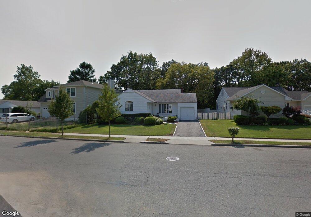 573 Edward Terrace, West Hempstead, NY 11552 - photo 1