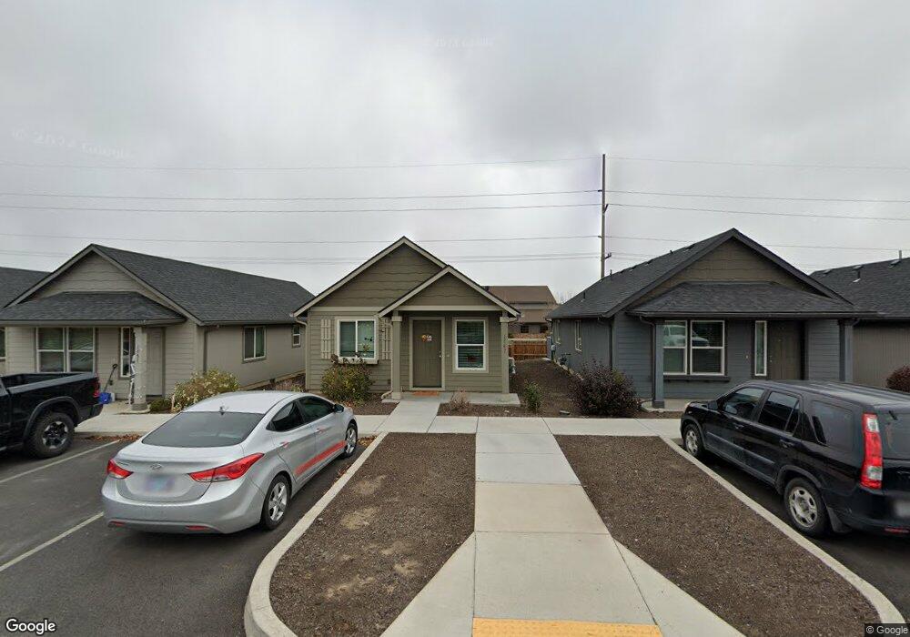 1547 SW 36th Loop, Redmond, OR 97756 - photo 1