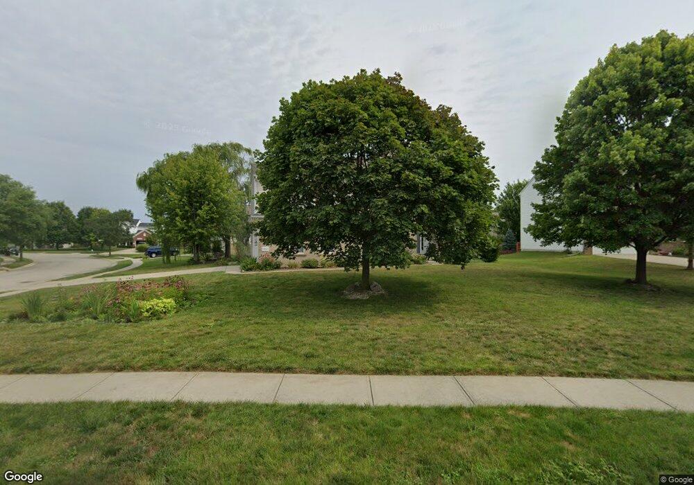 11943 Pine Meadow Cir, Fishers, IN 46037 - photo 1