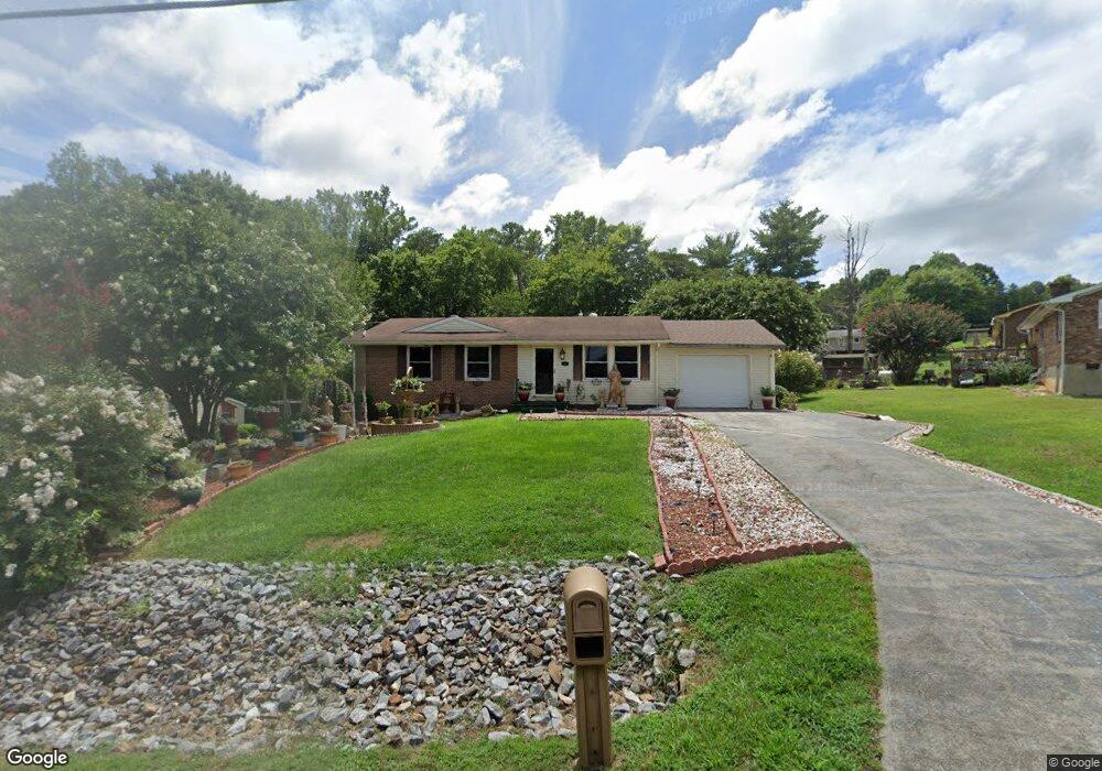 18 Wren Ct, Martinsville, VA 24112 - photo 1