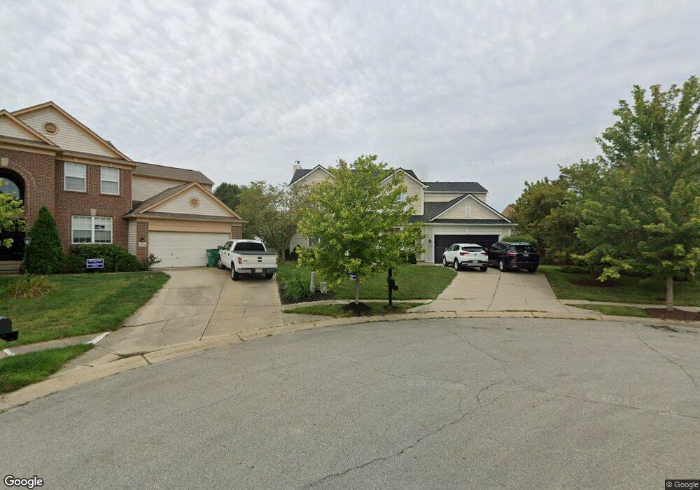 11906 Ledgestone Cir, Fishers, IN 46037 - photo 1