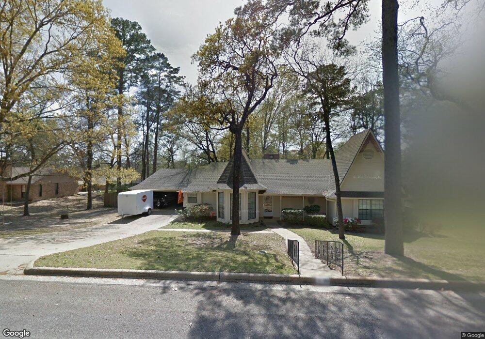 1816 Hollybrook Dr, Nacogdoches, TX 75965 - photo 1