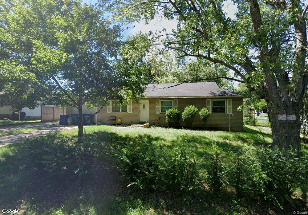 723 Frank St, Nixa, MO 65714 - photo 1