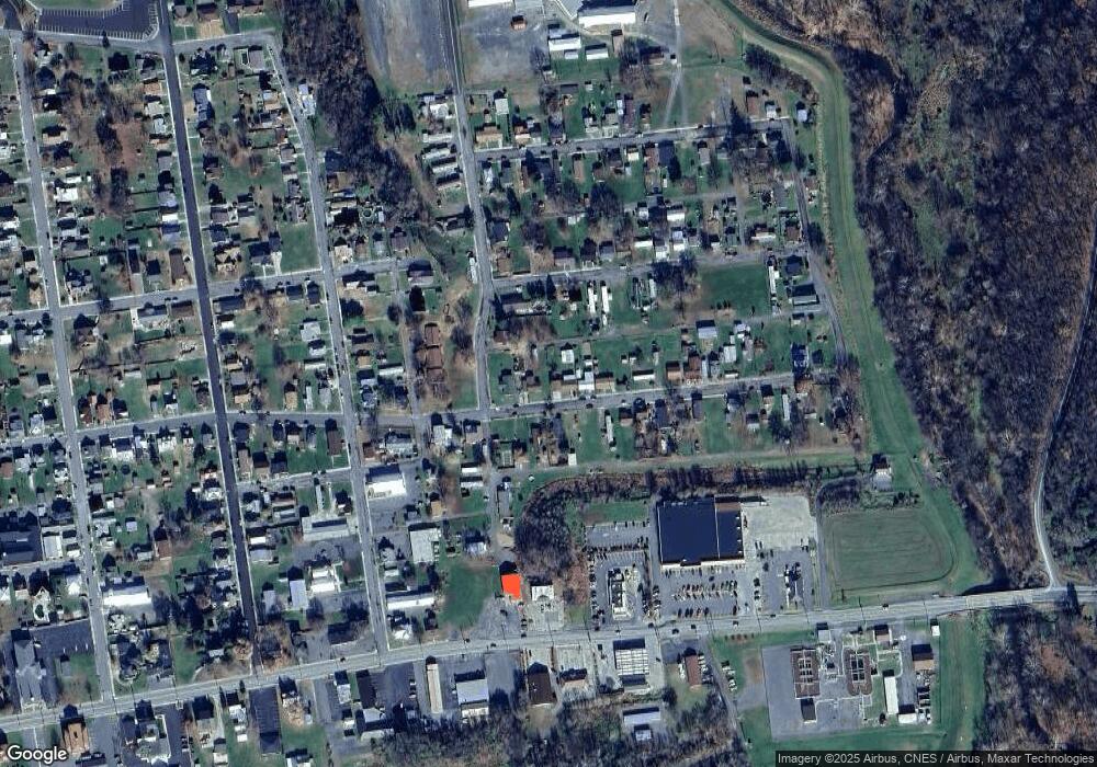 13 East Ave, Petersburg, WV 26847 - photo 1