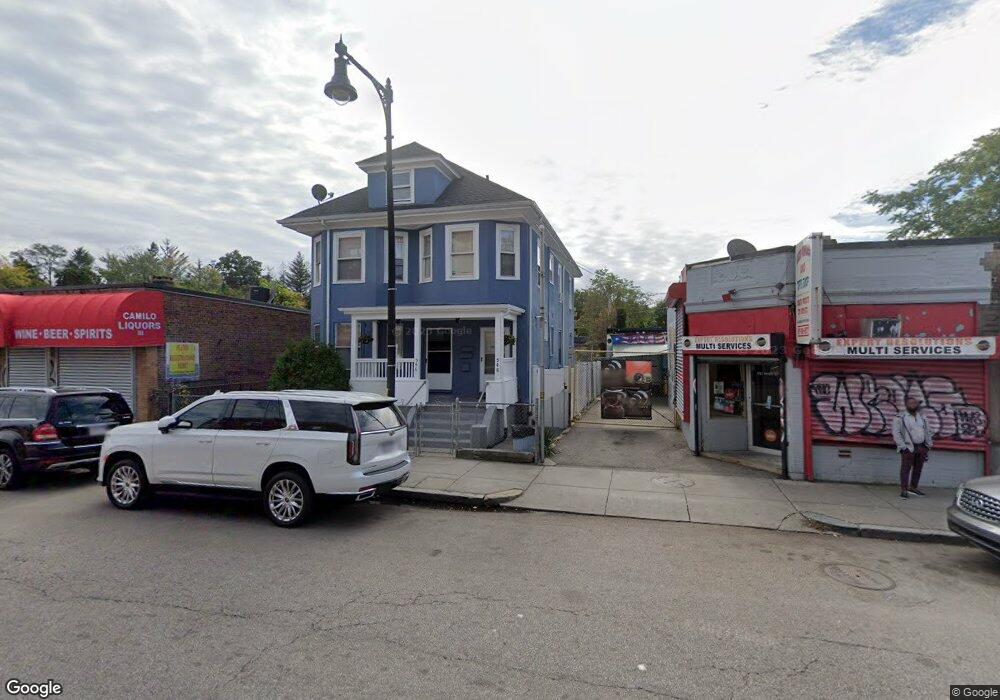 548 River St, Mattapan, MA 02126 - photo 1