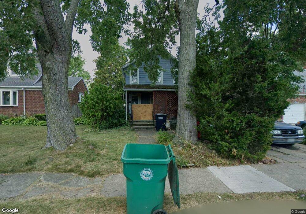 1324 Vanderbilt Ave, Niagara Falls, NY 14305 - photo 1