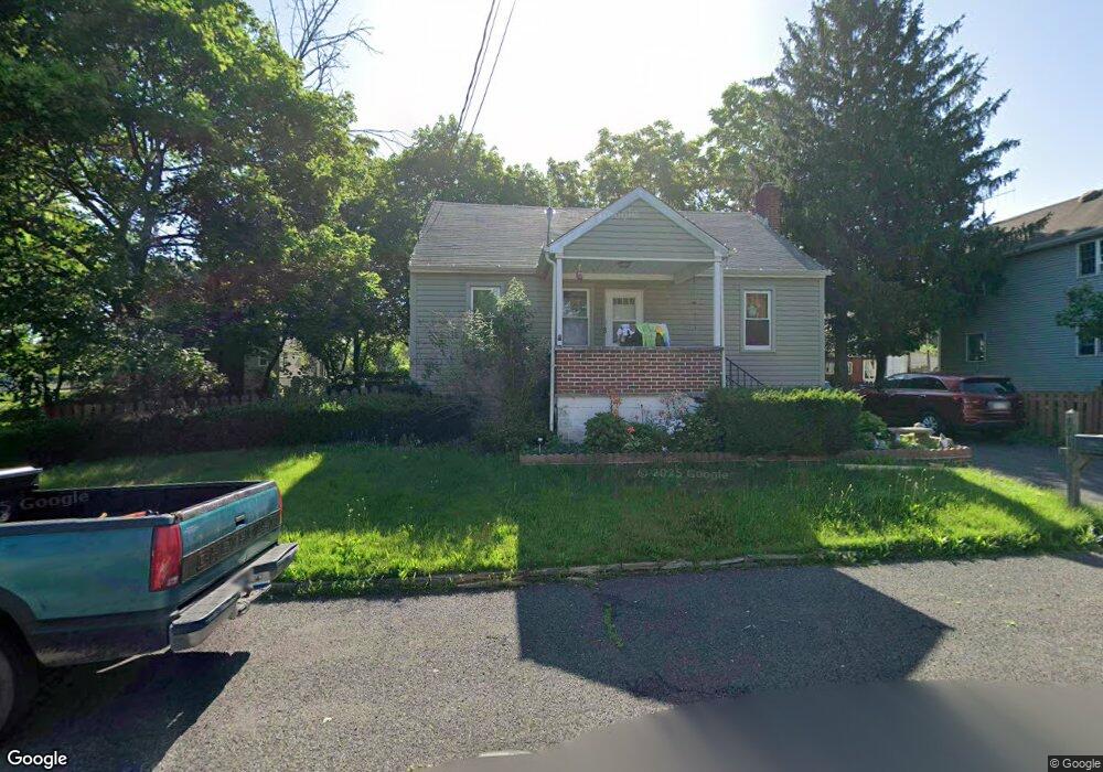 121 Hellertown St, Quakertown, PA 18951 - photo 1
