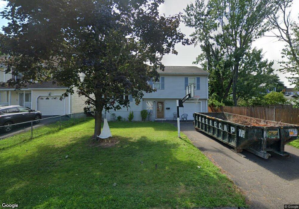 11 Almeda Ave, West Hartford, CT 06110 - photo 1