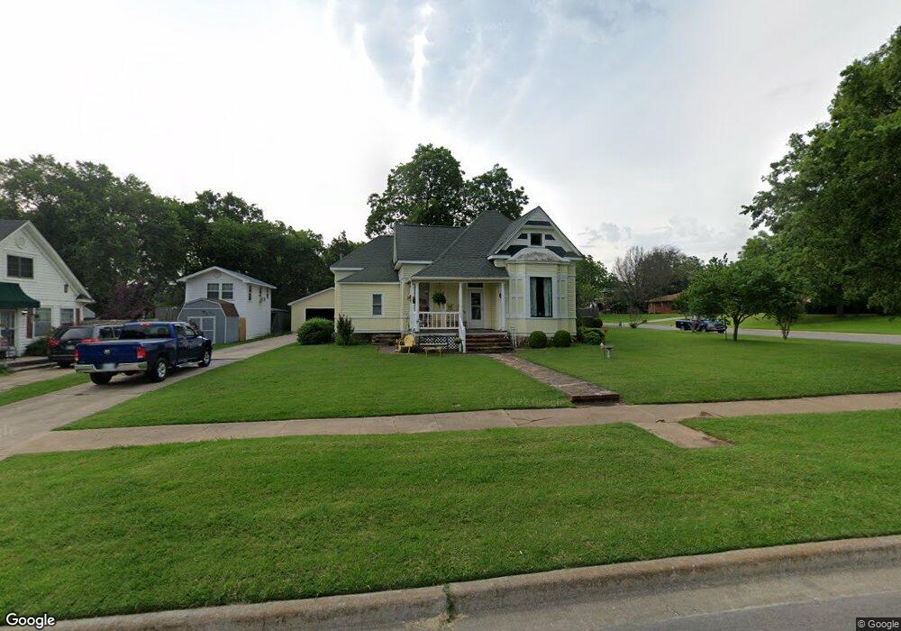 630 McLish St, Ardmore, OK 73401 - photo 1