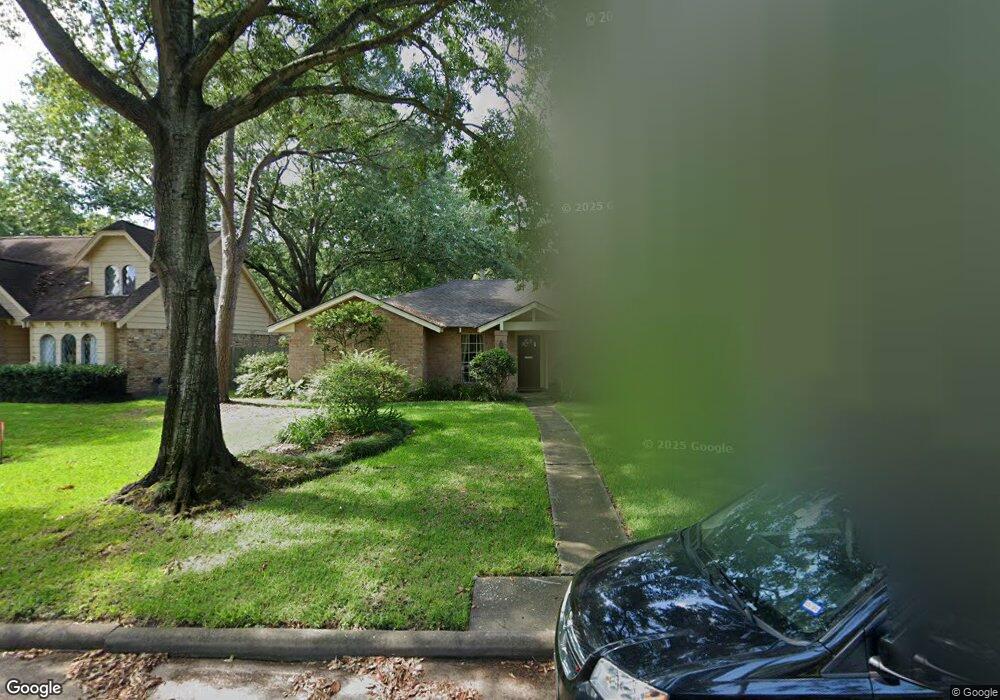 13807 Kingsride Ln, Houston, TX 77079 - photo 1