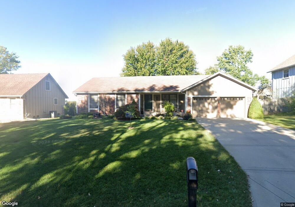 709 NW 19th St, Blue Springs, MO 64015 - photo 1