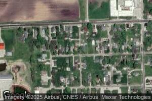 12 Center St, Bismarck, IL 61814