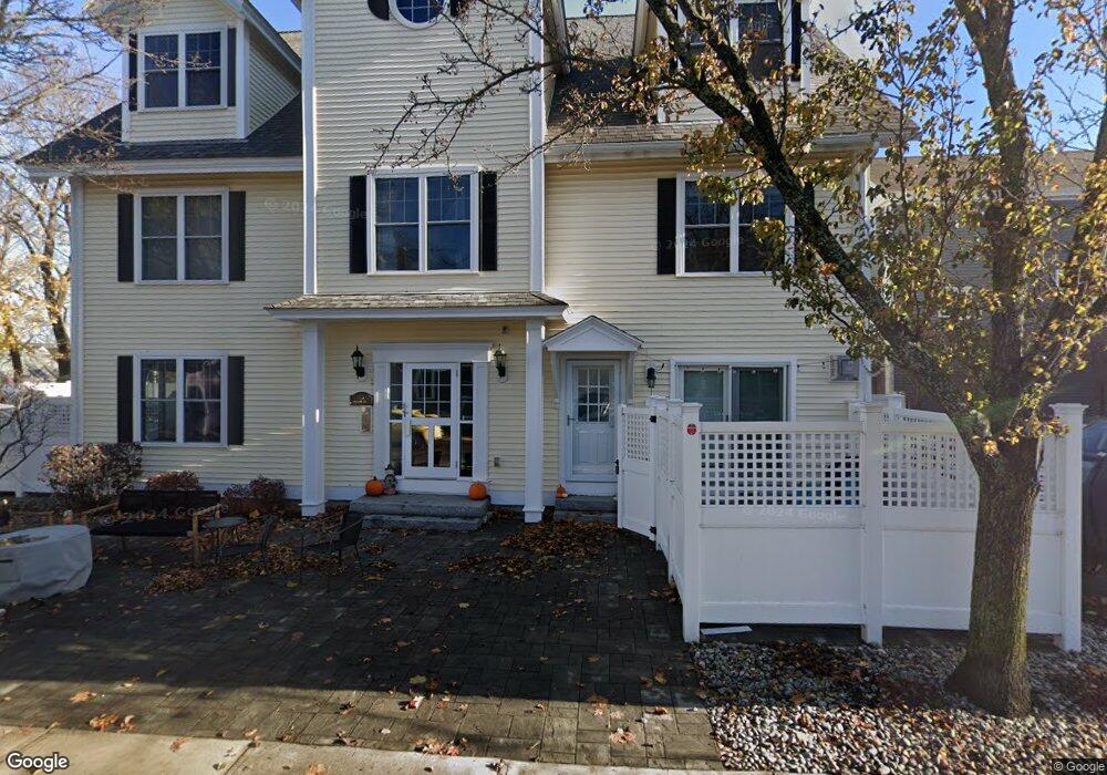 43 Cornwall St unit E, Portsmouth, NH 03801 - photo 1