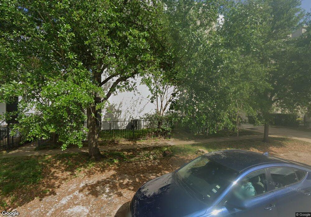 802 Waverly St, Houston, TX 77007 - photo 1