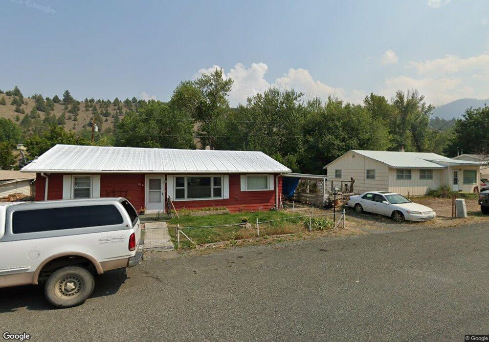 316 N Humbolt St, Canyon City, OR 97820 - photo 1