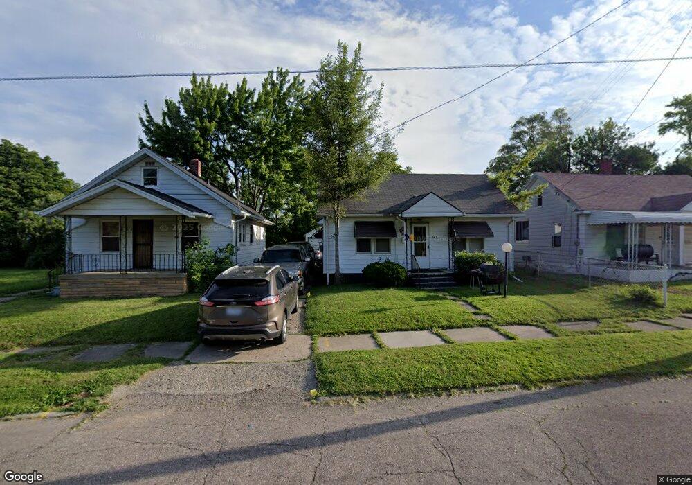 745 E Austin Ave, Flint, MI 48505 - photo 1