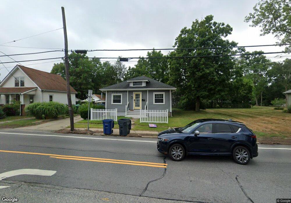 936 Main Ave, Warwick, RI 02886 - photo 1