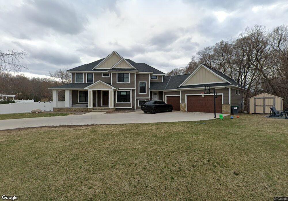4038 Thomas Ave, Minnetonka, MN 55345 - photo 1