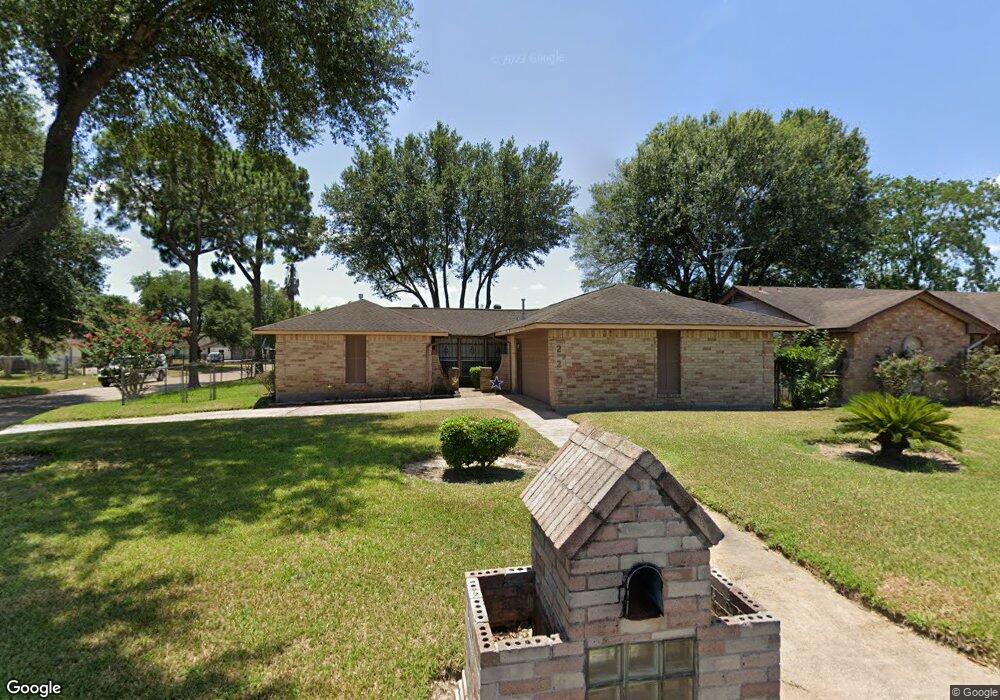 2203 Twinbrooke Dr, Houston, TX 77088 - photo 1