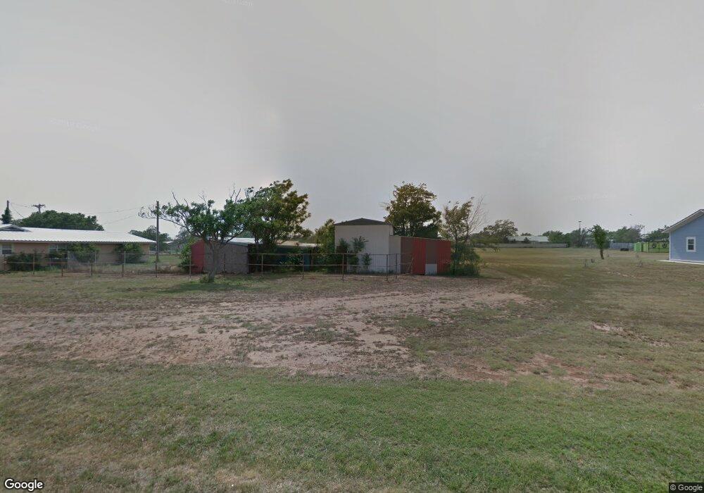 2601 Lancaster St, Plainview, TX 79072 - photo 1