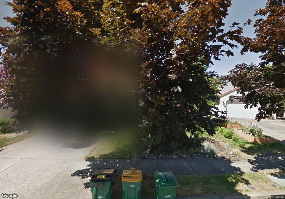 821 SW 12th St, Troutdale, OR 97060 - photo 1