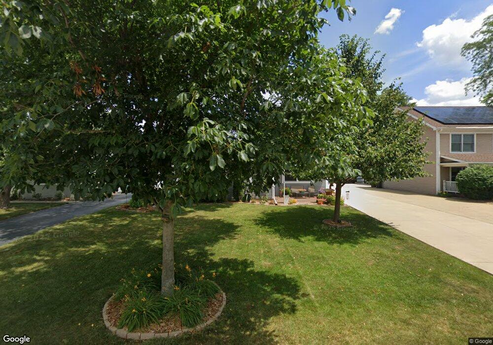 2604 Sigwalt St, Rolling Meadows, IL 60008 - photo 1