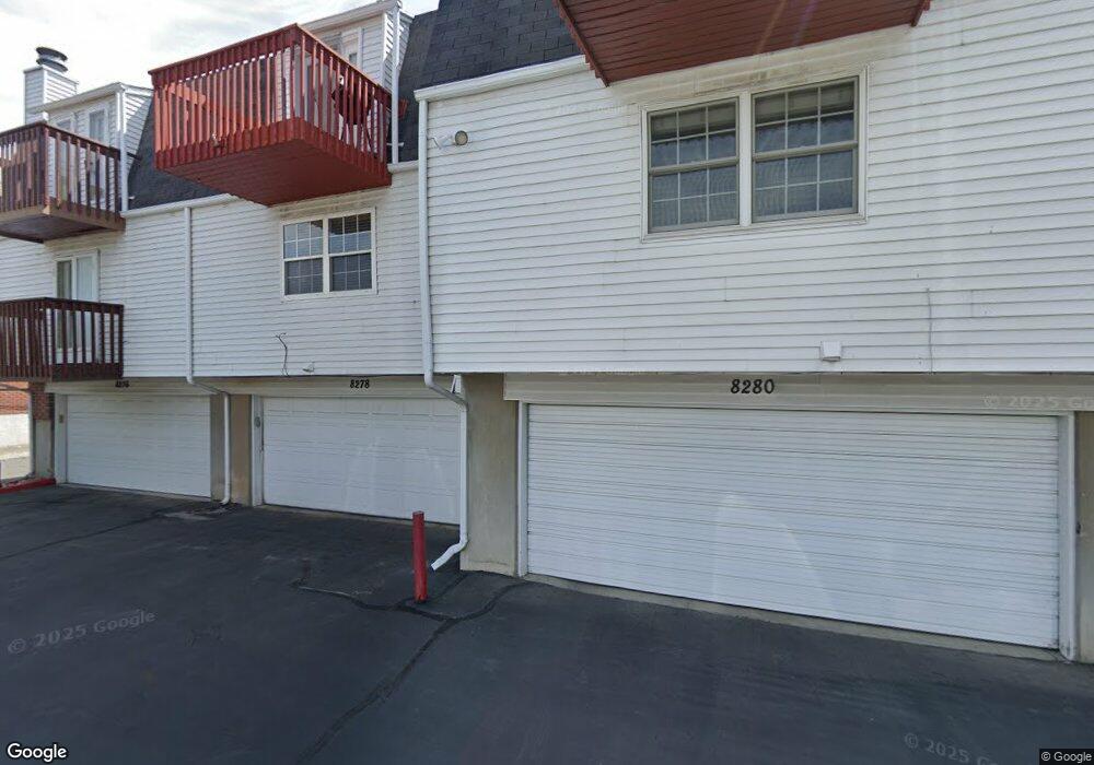 8278 S Williamsburg Park Cir, Sandy, UT 84070 - photo 1