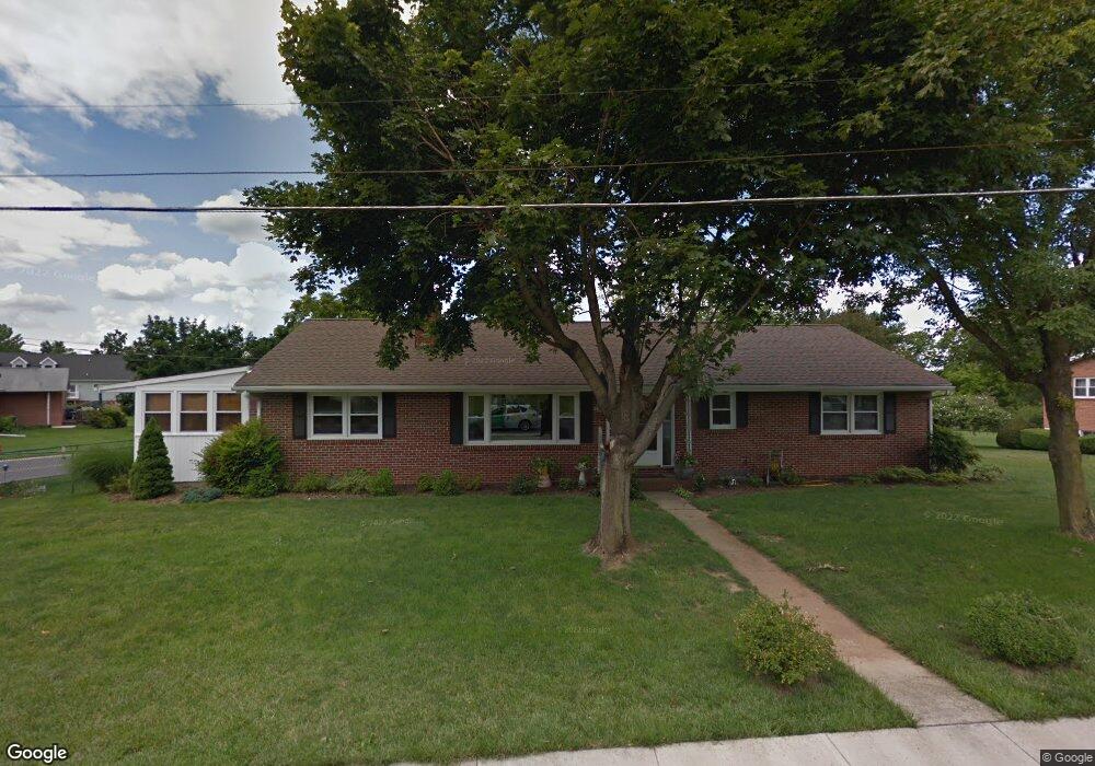 28 N Maple Ave, Smithsburg, MD 21783 - photo 1