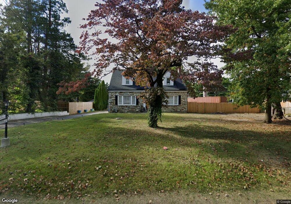 1453 Pennington Rd, Ewing, NJ 08618 - photo 1