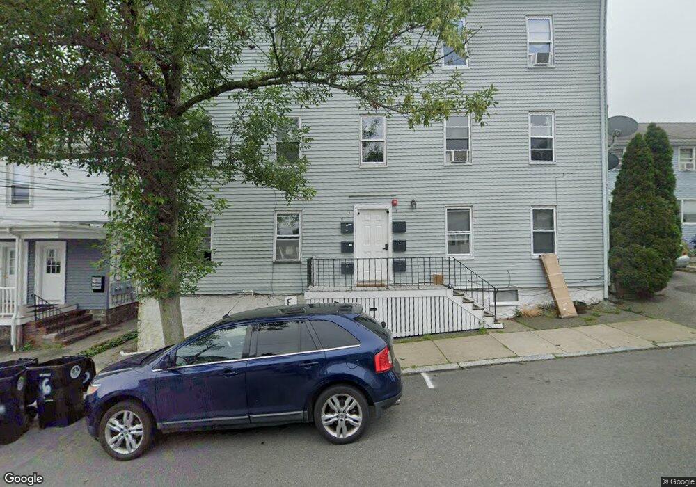 11 Read St, Salem, MA 01970 - photo 1