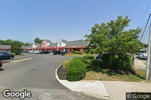 907 Montauk Hwy, Bayport, NY 11705