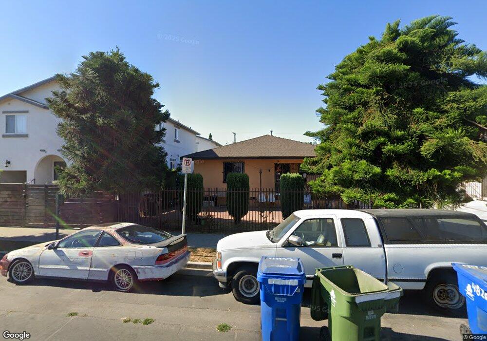 4820 Saturn St, Los Angeles, CA 90019 - photo 1