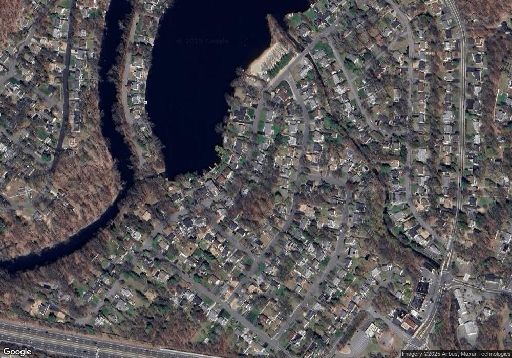 44 Lakeshore Dr, Oakland, NJ 07436 - photo 1