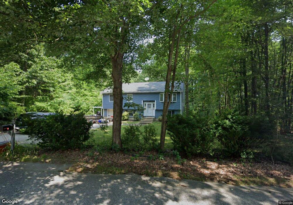 26 Great Hill Dr, Newmarket, NH 03857 - photo 1