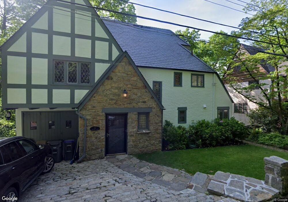 22 Sherwood Place, Scarsdale, NY 10583 - photo 1
