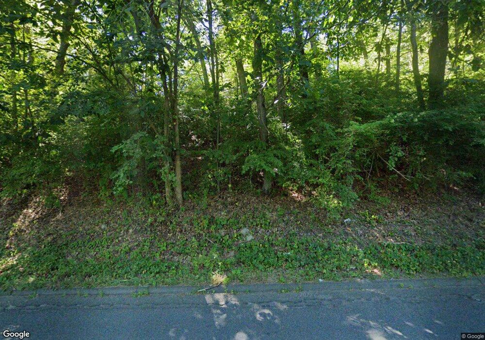 203 Flanders Rd, Woodbury, CT 06798 - photo 1