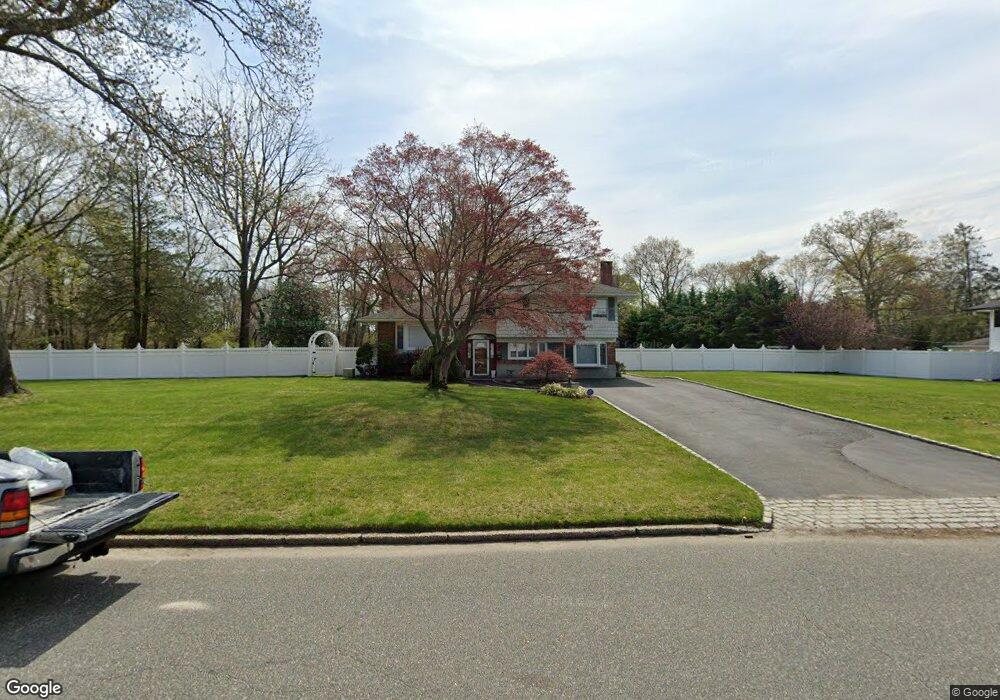 45 Ruth Blvd, ComMacK, NY 11725 - photo 1