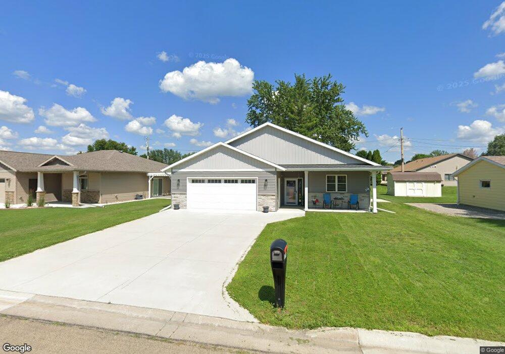 1710-1712 Keystone Dr, Albert Lea, MN 56007 - photo 1